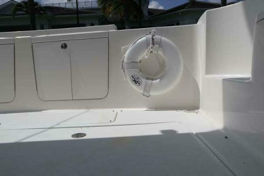 43 Meridian Sedan 411 - 