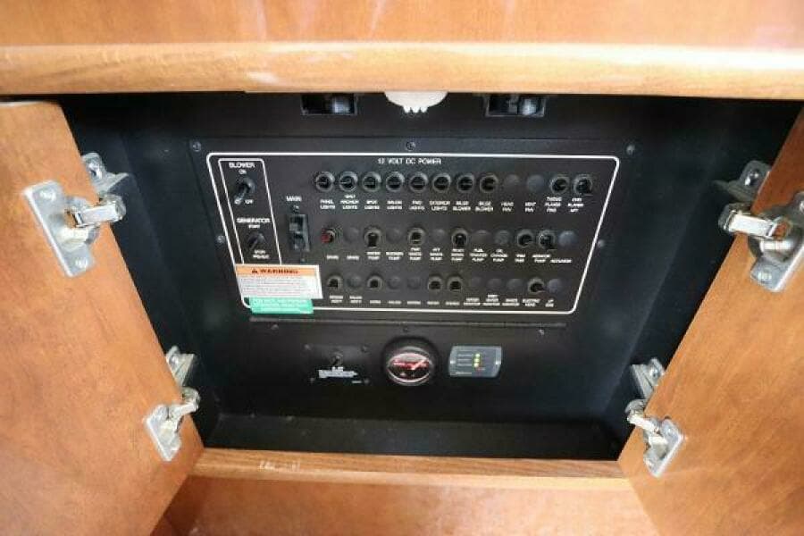 2007 Carver 35 Super Sport