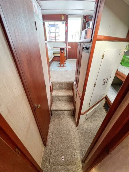 1987 Tollycraft 34 Sedan Sport