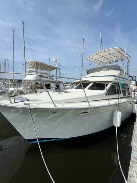 1987 Tollycraft 34 Sedan Sport