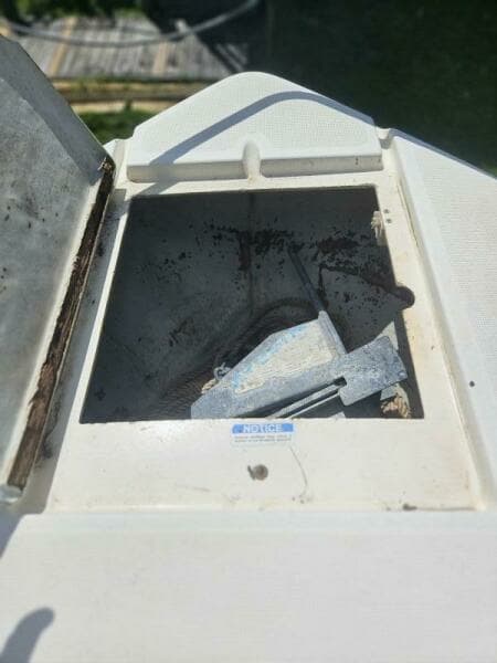 1995 Pursuit 2600 CC