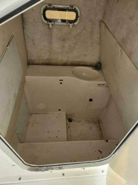 1995 Pursuit 2600 CC