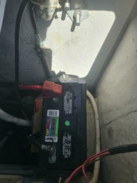 1995 Pursuit 2600 CC