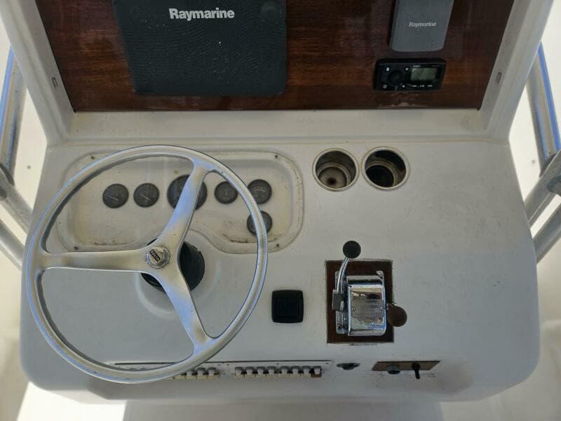 1995 Pursuit 2600 CC