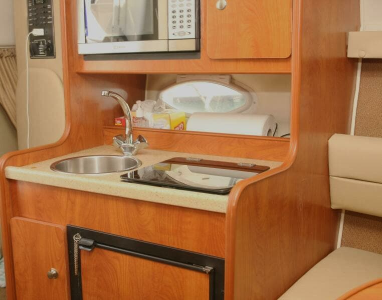 2006 Rinker 270 Fiesta Vee