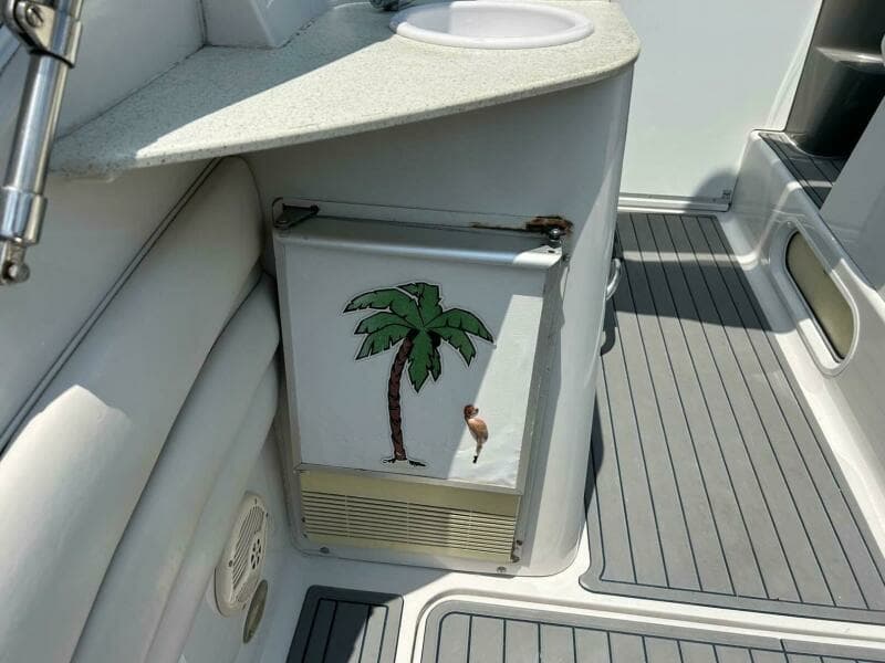 2001 Four Winns 328 Vista