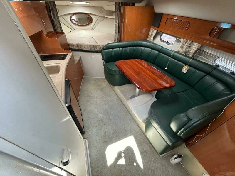 2001 Four Winns 328 Vista