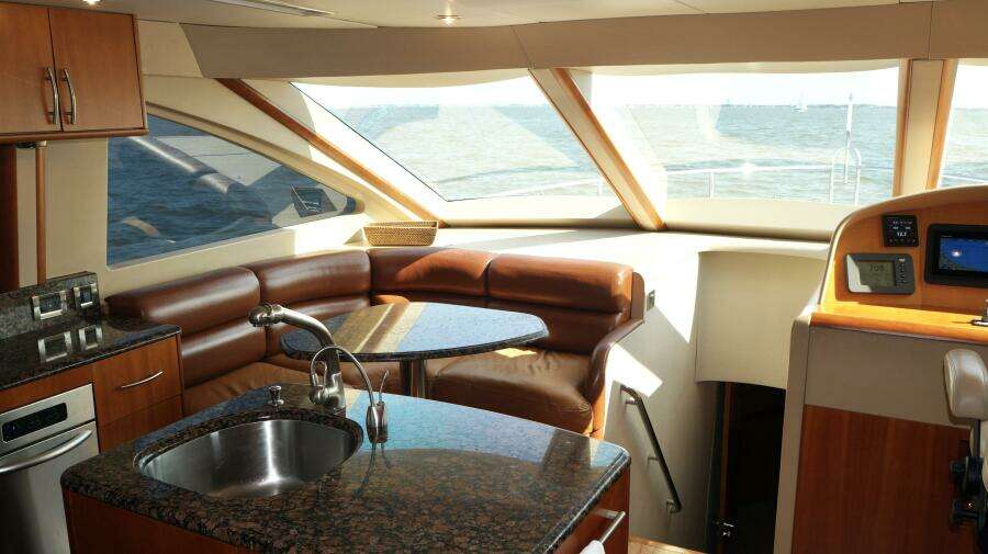 2007 Lazzara 74 Motor Yacht Kathleen