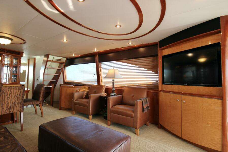 2007 Lazzara 74 Motor Yacht Kathleen
