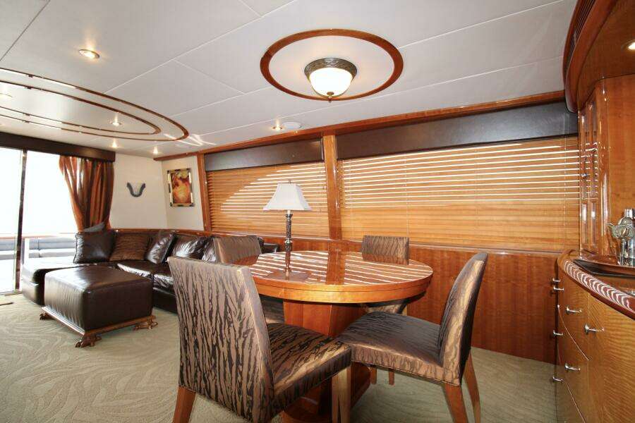2007 Lazzara 74 Motor Yacht Kathleen