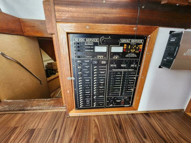 1980 Tuna Rose Brothers