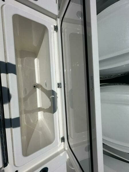 2021 Pursuit 428 Sport