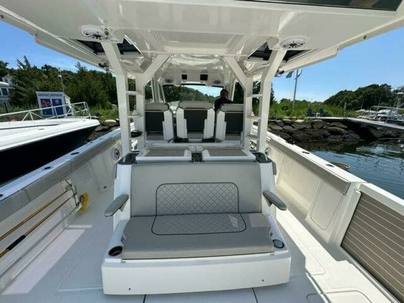 2021 Pursuit 428 Sport