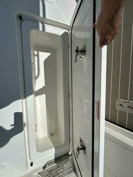 2021 Pursuit 428 Sport