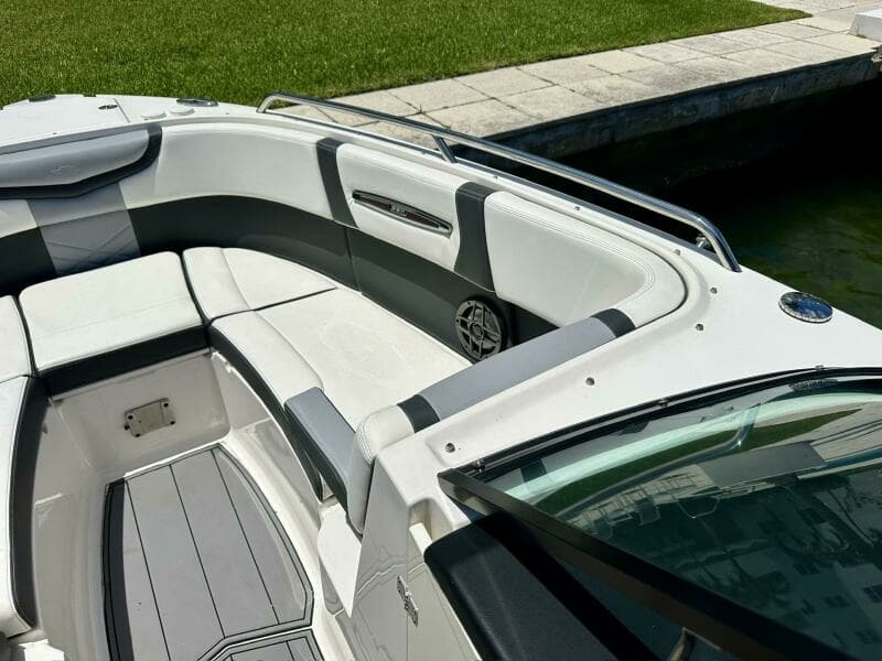 2022 Chaparral 267 SSX OB