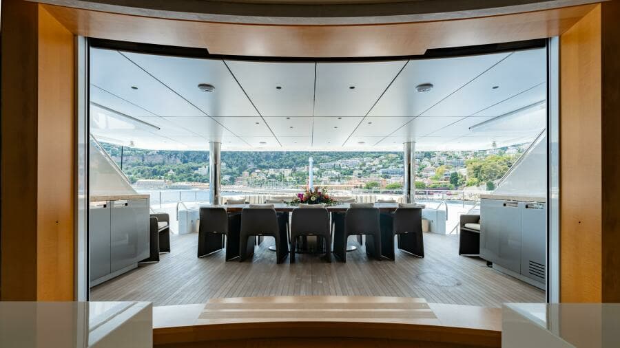 Loon 221' Skylounge Deck Exterior Dinning