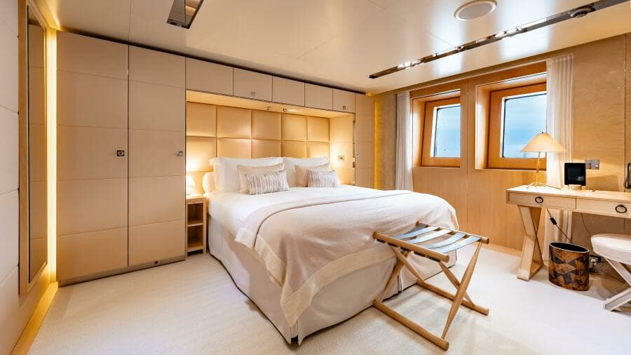 Loon 221' Lower Deck Port Fwd. Guest Stateroom 