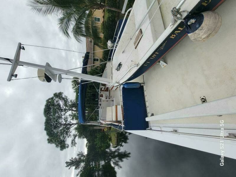 1987 Marine Trader Wide Body