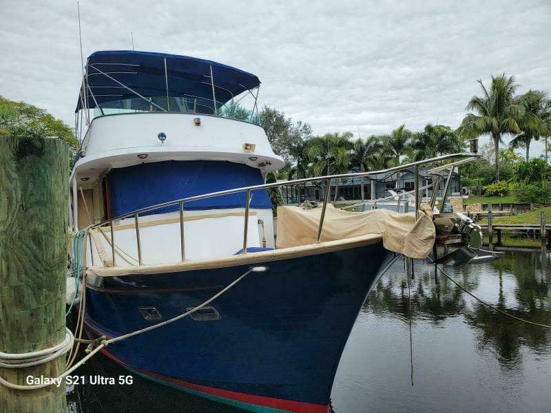 1987 Marine Trader Wide Body