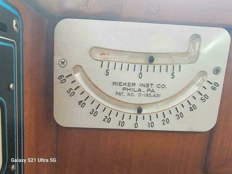 1987 Marine Trader Wide Body