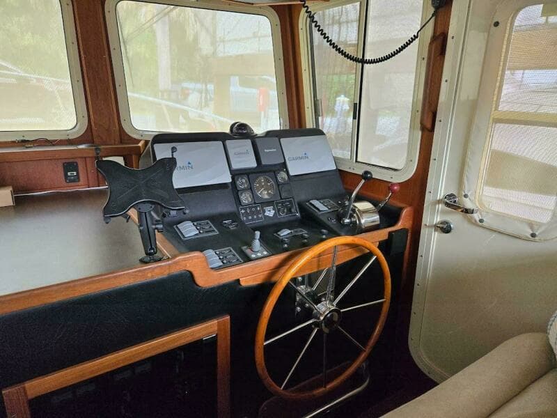 2003 American Tug 34