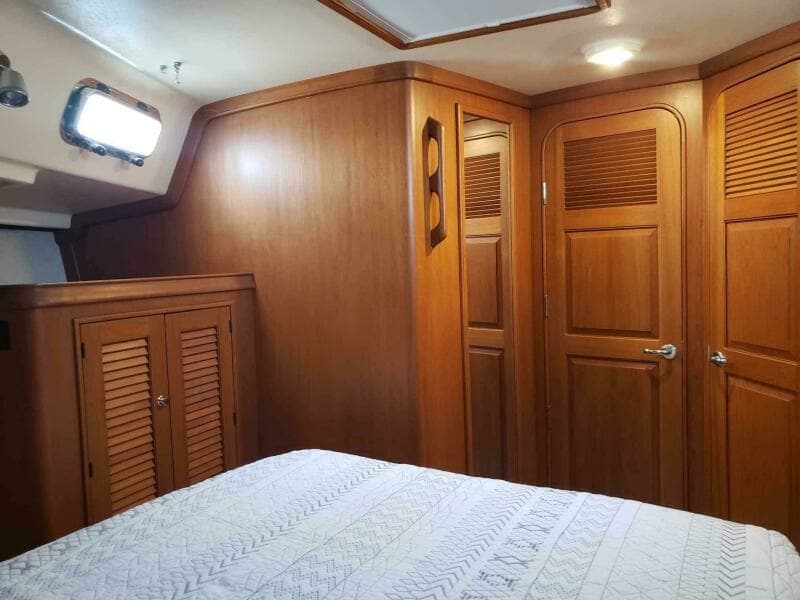 2005 Island Packet 485