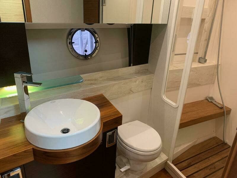 Guest Head and Shower