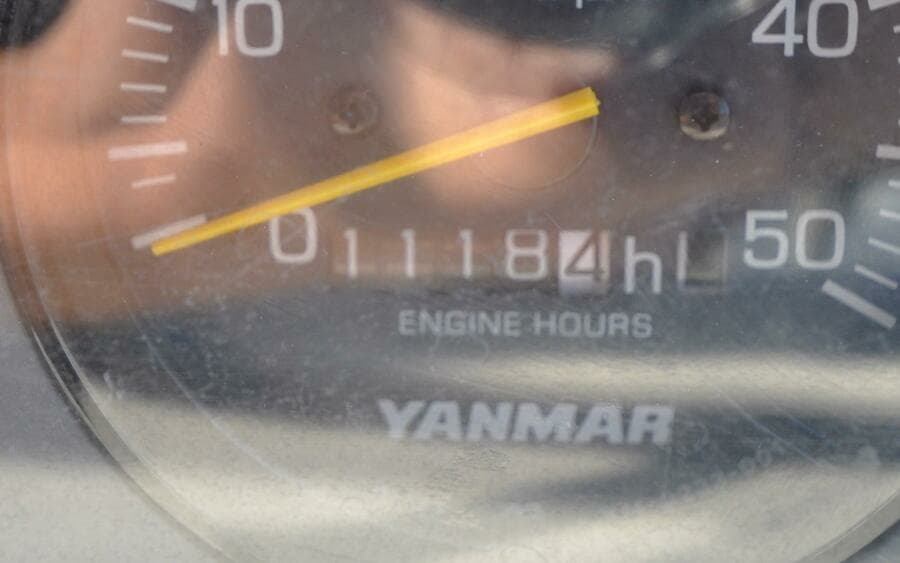 Hunter 45CC   Coralee   Offered For Sale617