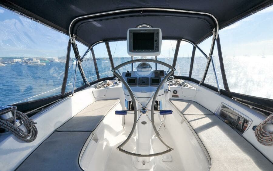 Hunter 45CC   Coralee   Offered For Sale603