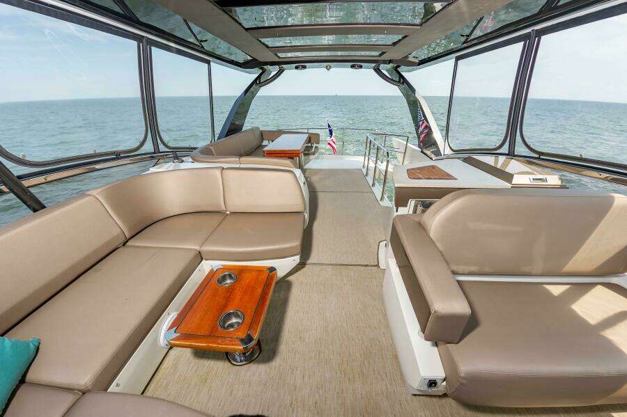 2013 Marquis 63 Sport Yacht