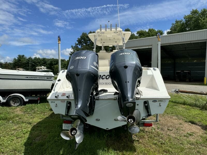 2013 Cobia 296 CC