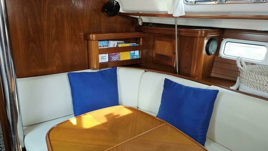 2002 Beneteau Limited Edition 411