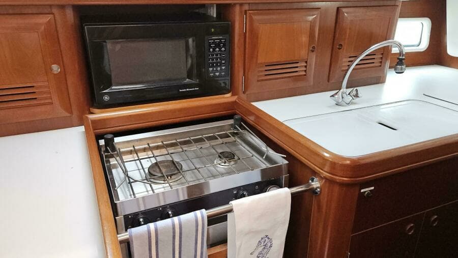 2002 Beneteau Limited Edition 411