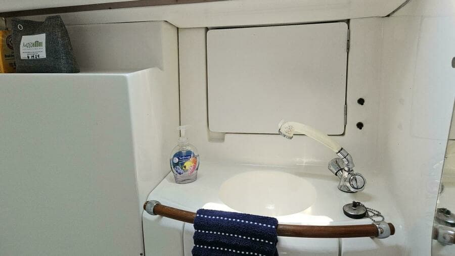 2002 Beneteau Limited Edition 411