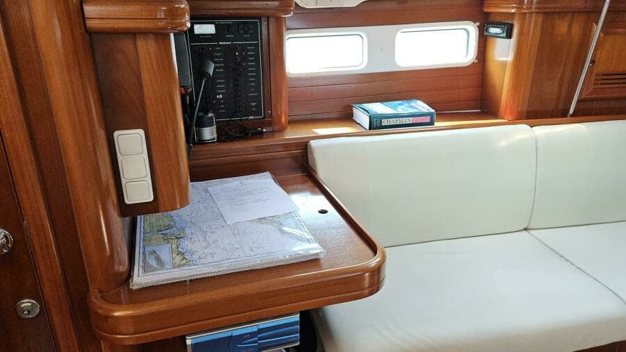 2002 Beneteau Limited Edition 411