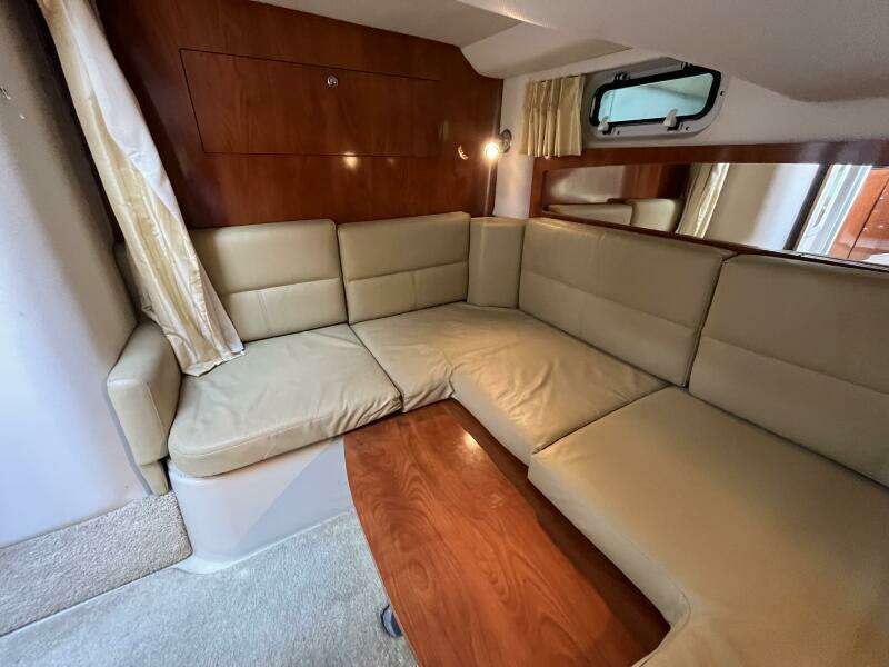 2008 Four Winns V338