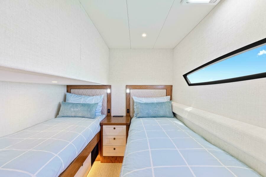 2021 Valder Yachts Power Cat