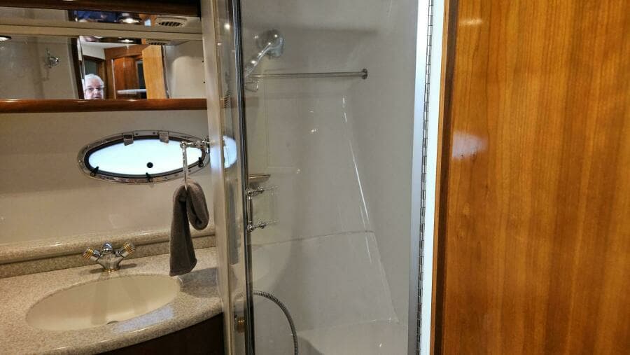 2000 Carver 450 Voyager