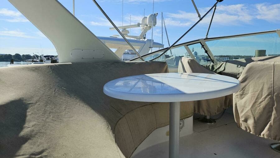 2000 Carver 450 Voyager