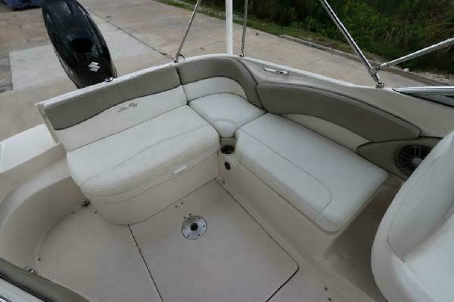 2007 Sea Ray 240 Sundeck