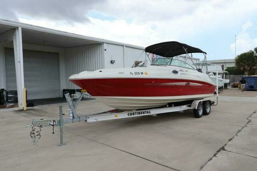 2007 Sea Ray 240 Sundeck