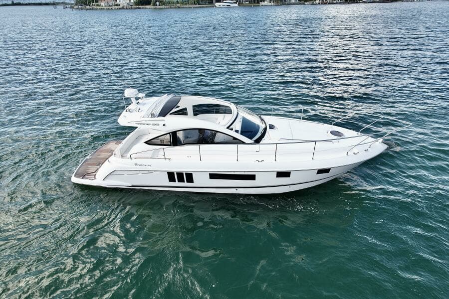 Fairline 38 - Naomi - Exterior Profile