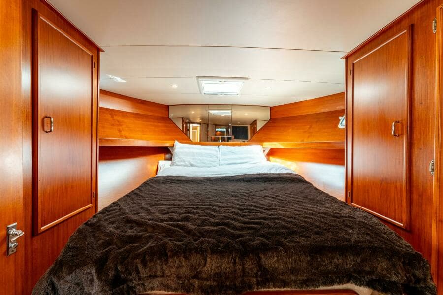 1985 Post 46 Convertible