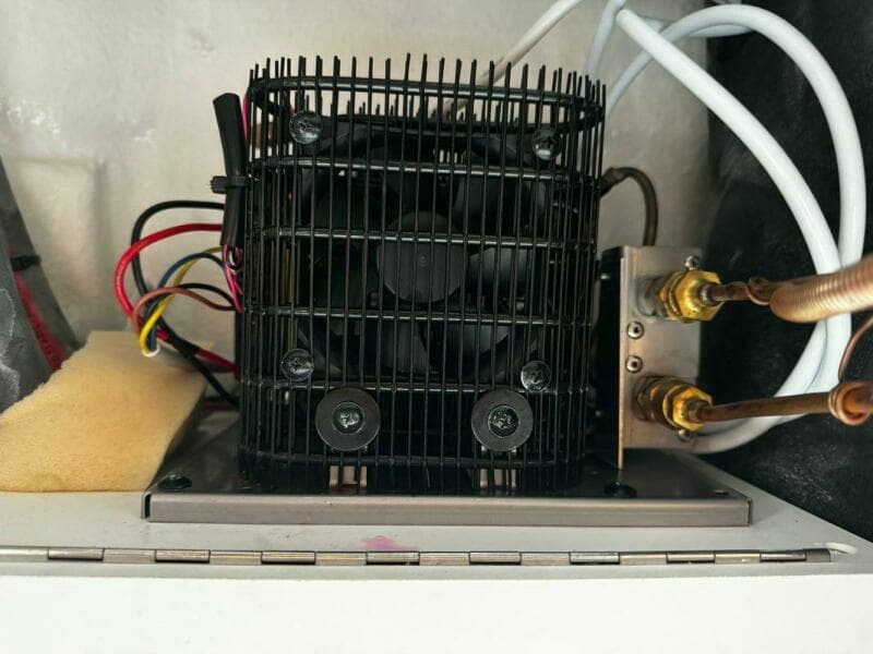 2019 Axopar 28 CABIN