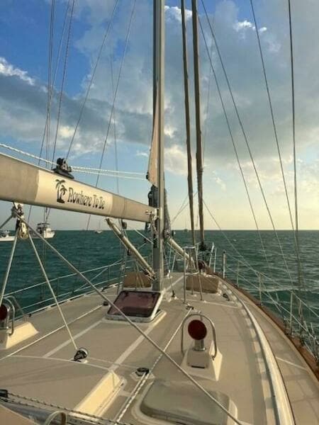 2006 Island Packet 440