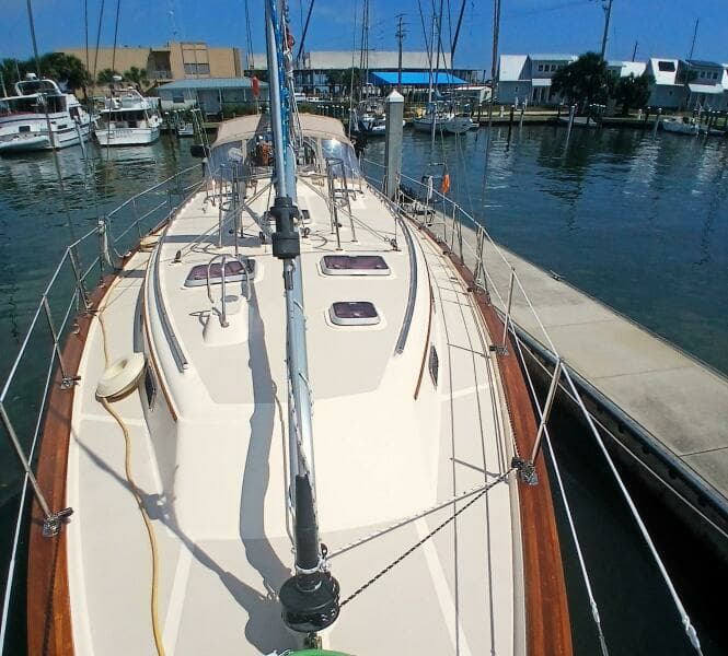 2006 Island Packet 440