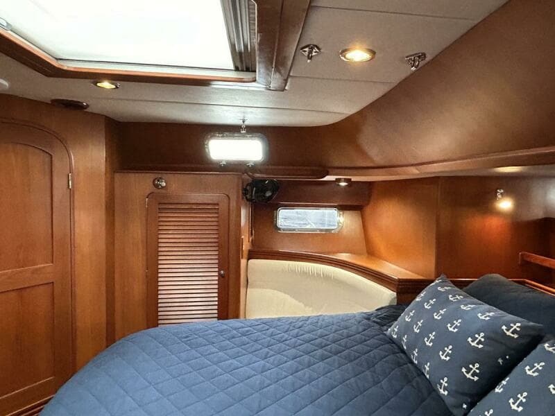 Owner's Cabin, Stbd