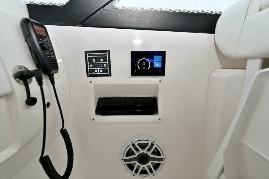 2021 Intrepid 438 Evolution