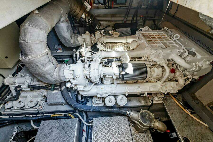 2001 Sunseeker Predator