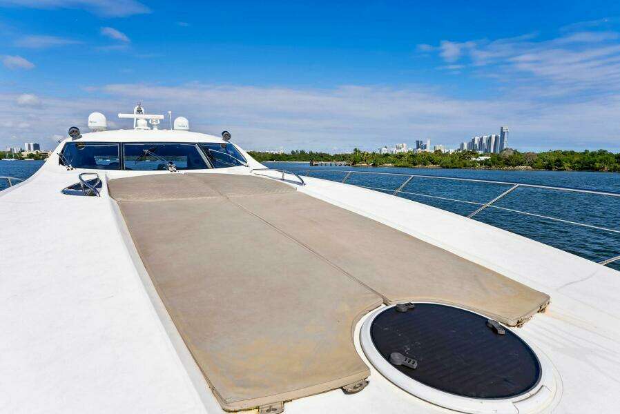 2001 Sunseeker Predator